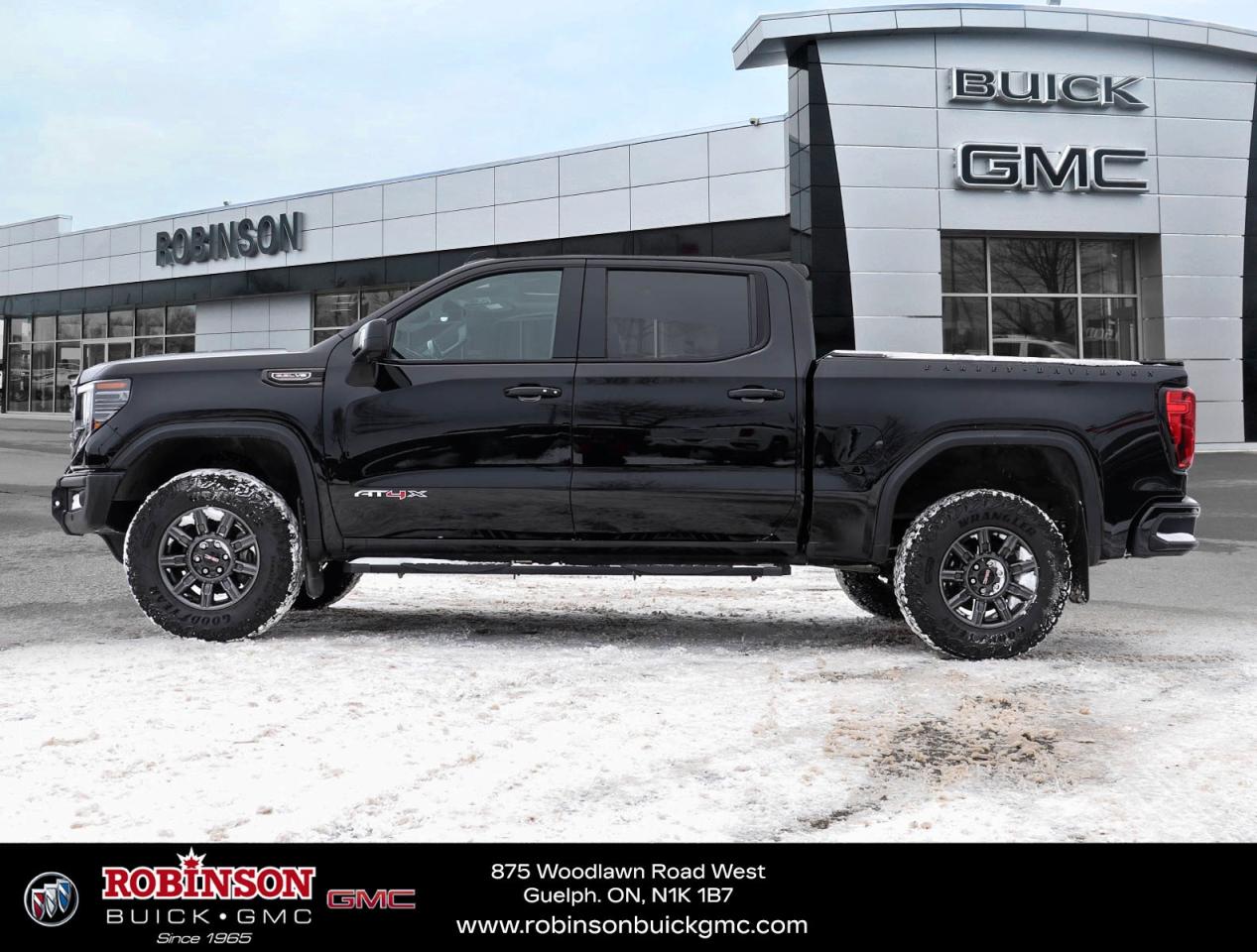 2024 GMC Sierra 1500 AT4X Photo4