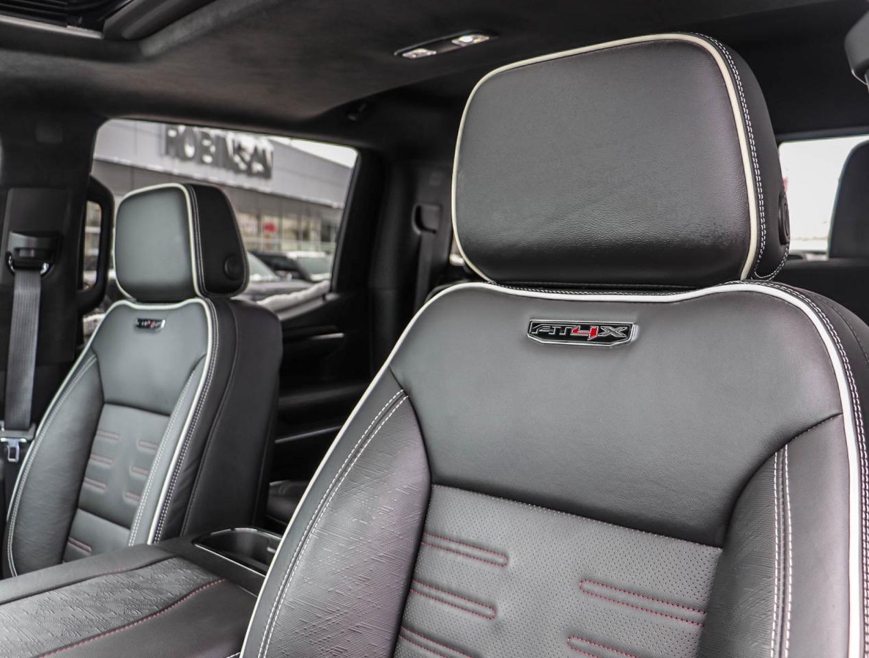 2024 GMC Sierra 1500 AT4X Photo