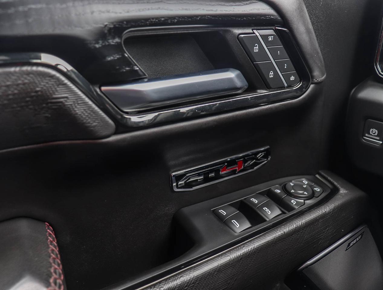 2024 GMC Sierra 1500 AT4X Photo