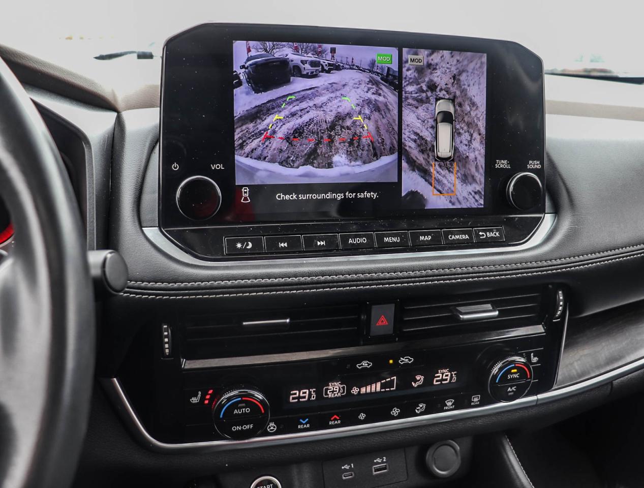 2023 Nissan Rogue Platinum Photo