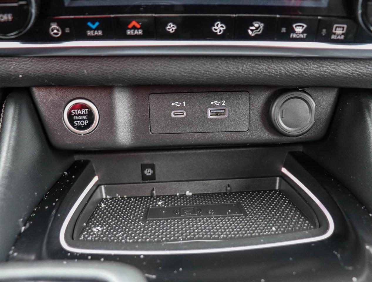 2023 Nissan Rogue Platinum Photo