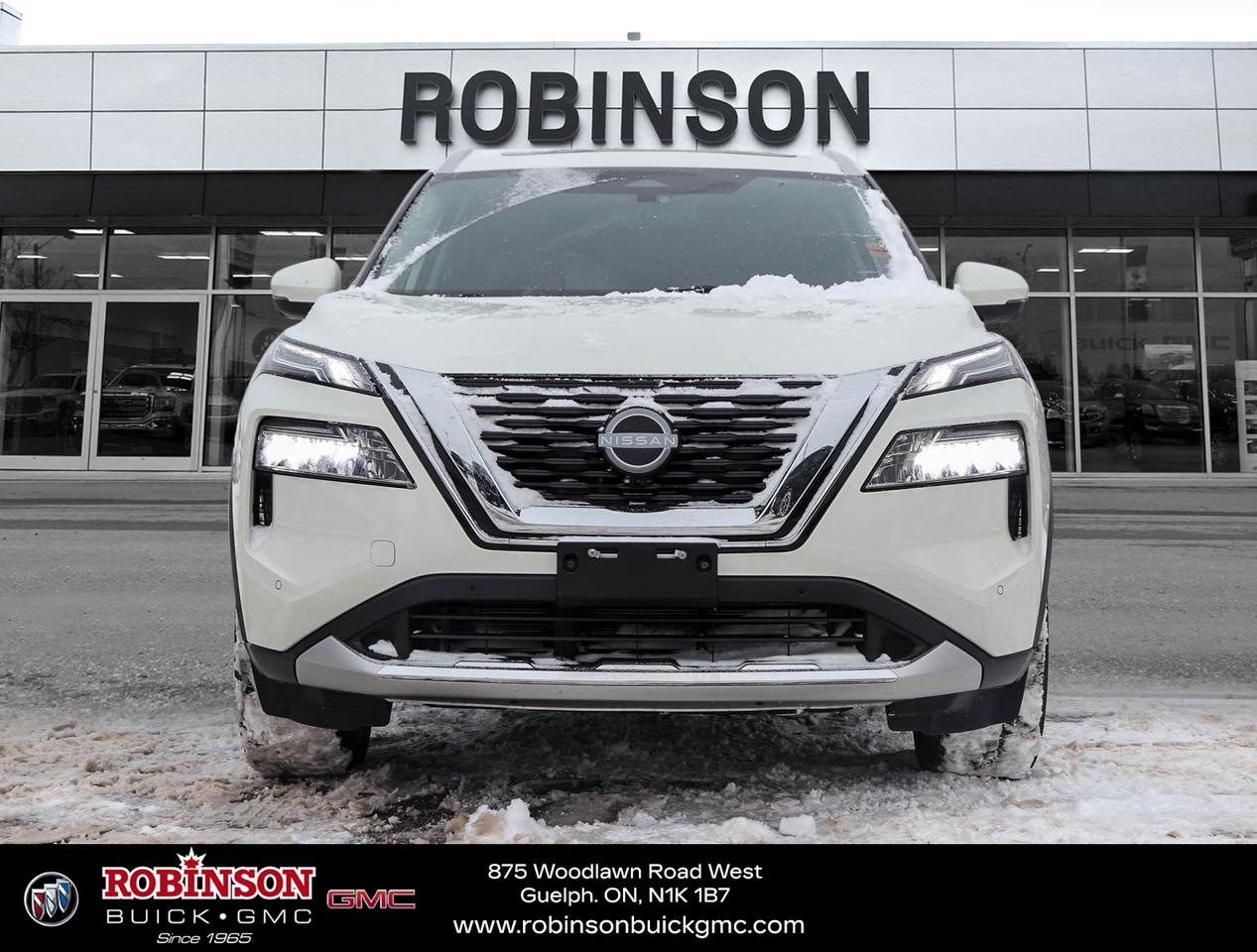 2023 Nissan Rogue Platinum Photo5