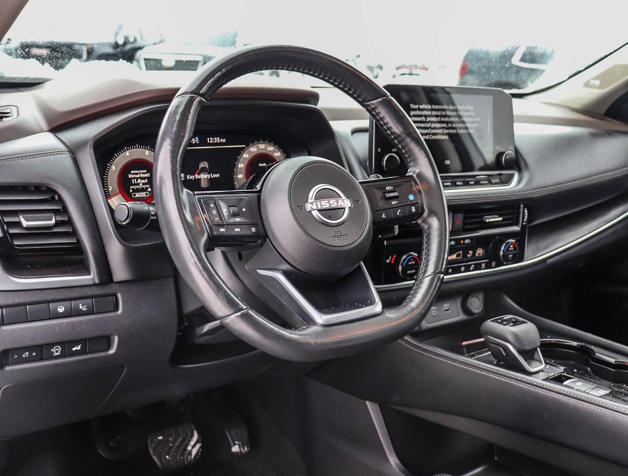 2023 Nissan Rogue Platinum Photo