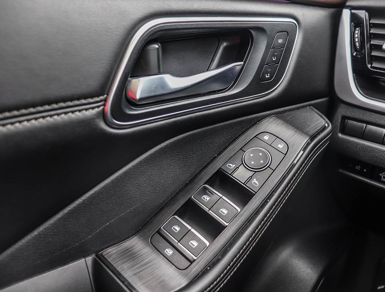 2023 Nissan Rogue Platinum Photo