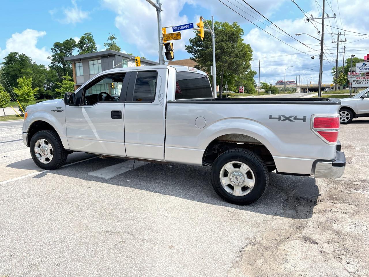 2012 Ford F-150 XLT SuperCab 6.5-ft. Bed 4WD Photo3