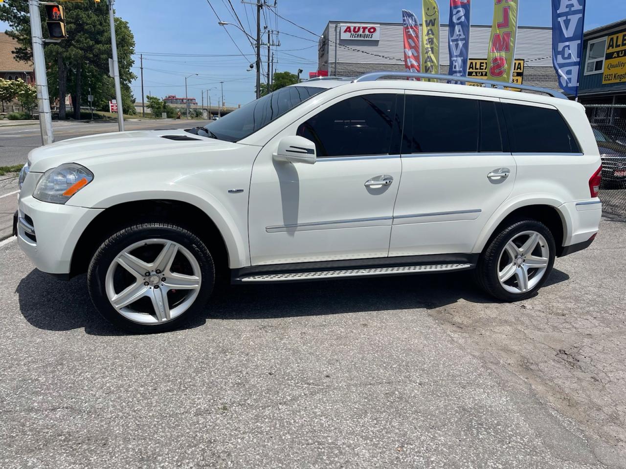 2012 Mercedes-Benz GL350 GL350 BlueTEC Photo