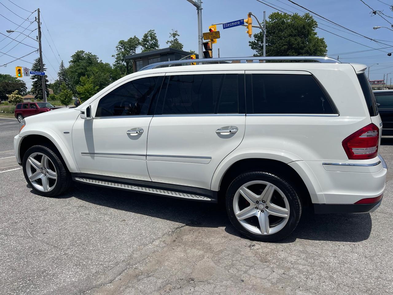 2012 Mercedes-Benz GL350 GL350 BlueTEC Photo3