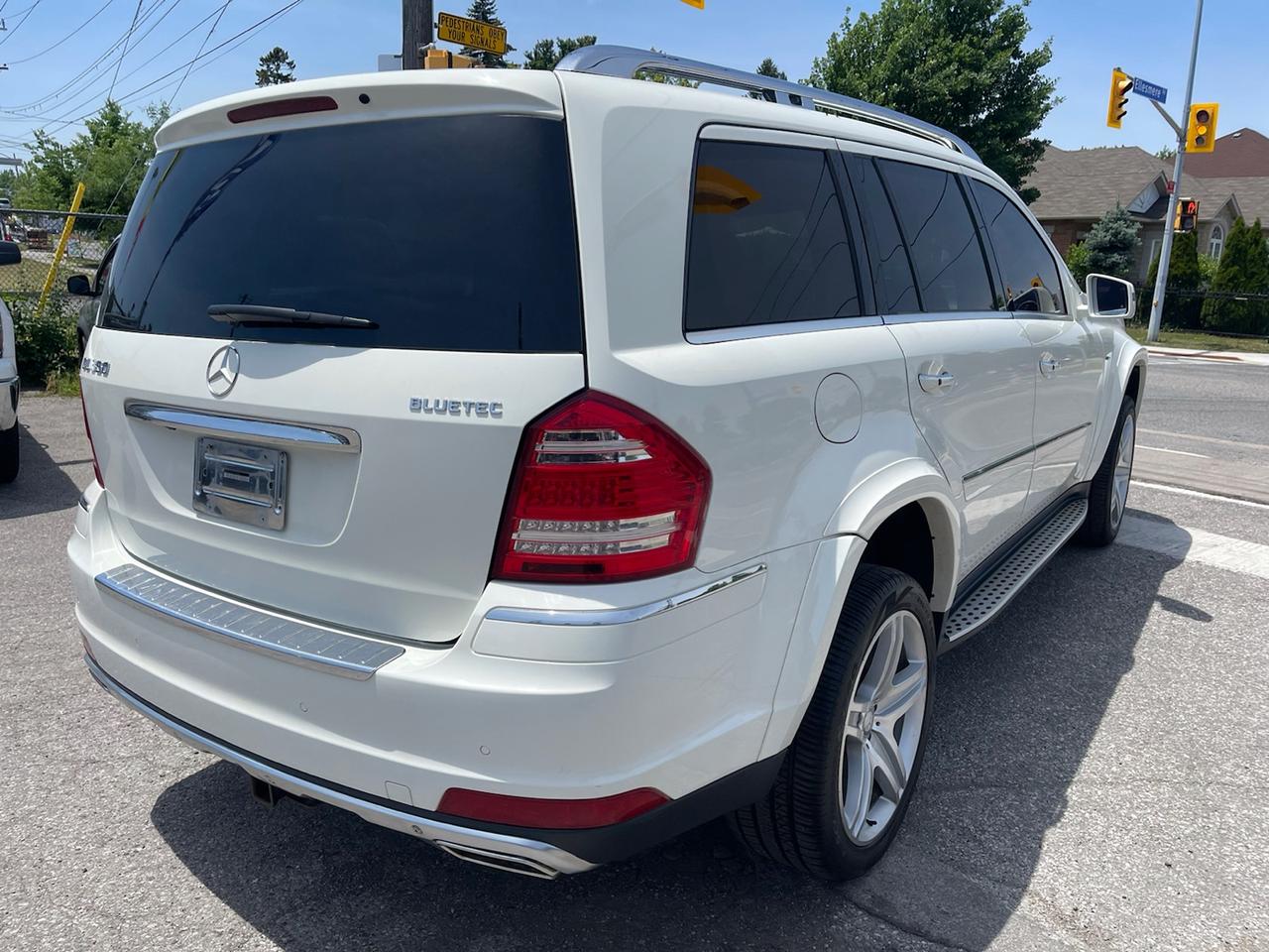2012 Mercedes-Benz GL350 GL350 BlueTEC Photo