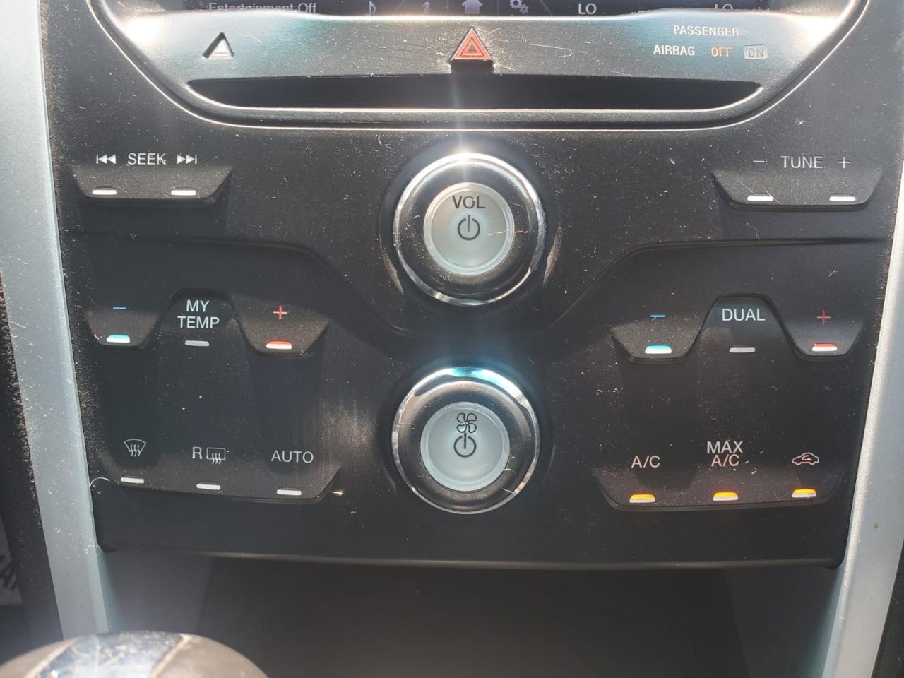 2013 Ford Explorer XLT 4WD Photo