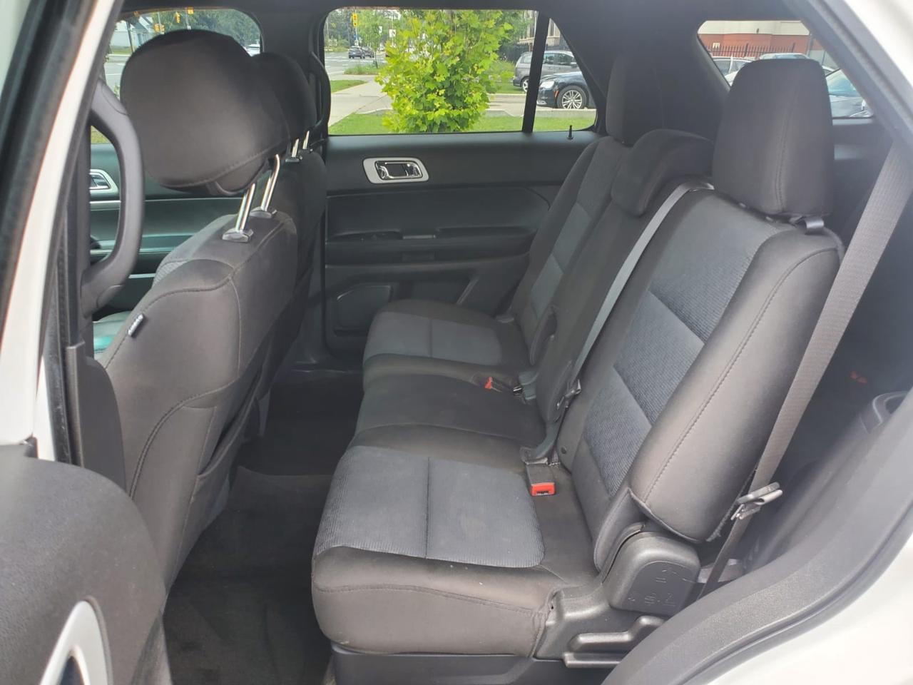 2013 Ford Explorer XLT 4WD Photo