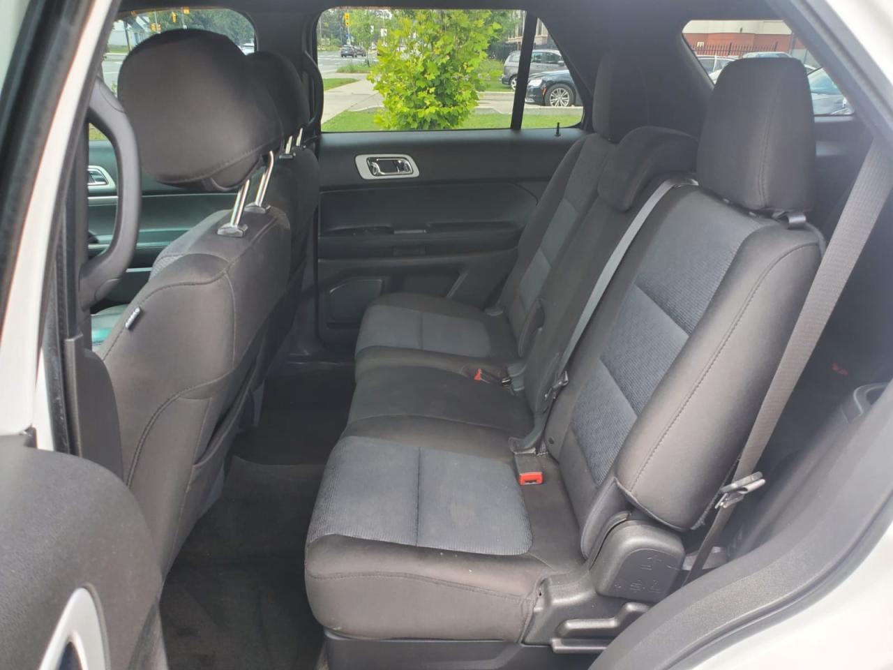 2013 Ford Explorer XLT 4WD Photo