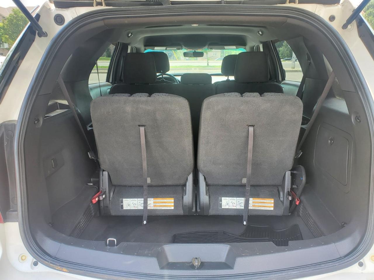 2013 Ford Explorer XLT 4WD Photo
