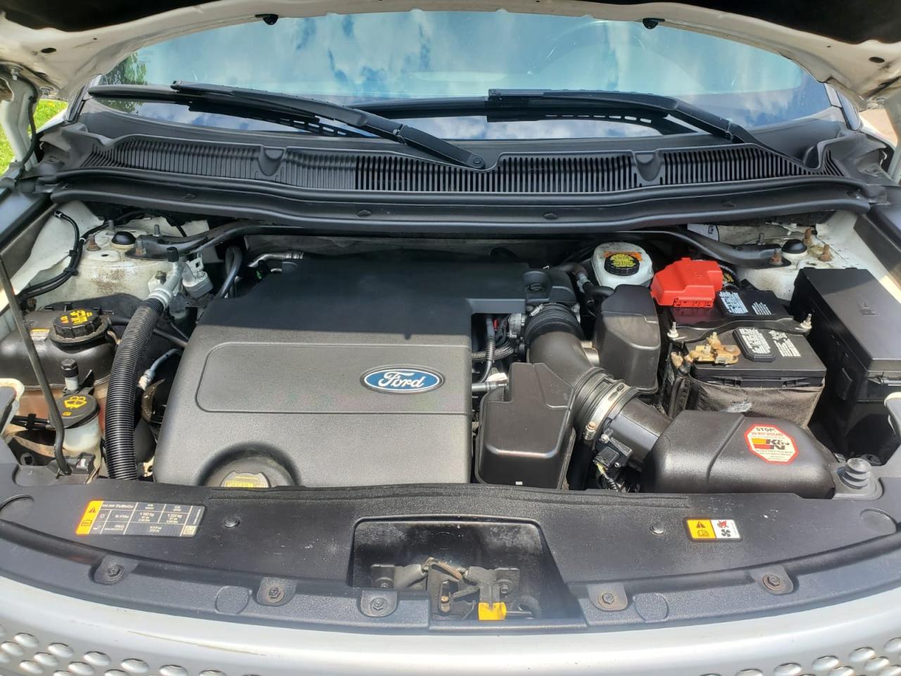 2013 Ford Explorer XLT 4WD Photo