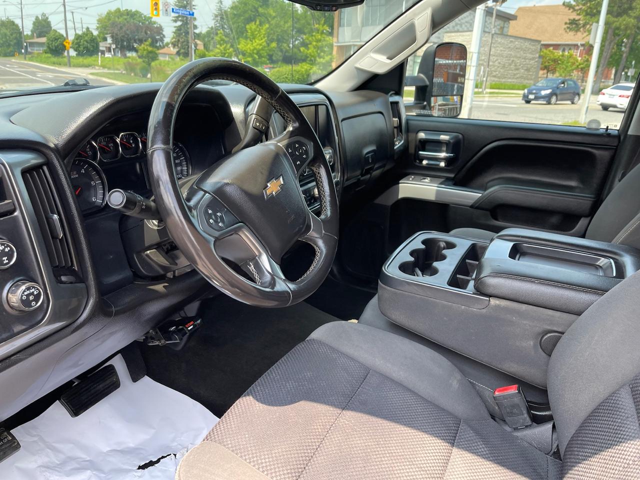 2014 Chevrolet Silverado 1500 1LT Crew Cab 4WD Photo