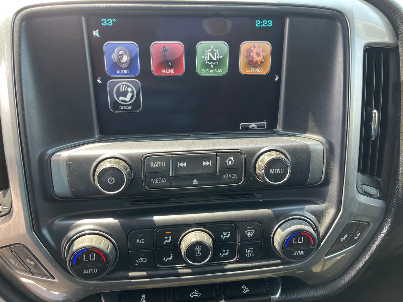 2014 Chevrolet Silverado 1500 1LT Crew Cab 4WD Photo