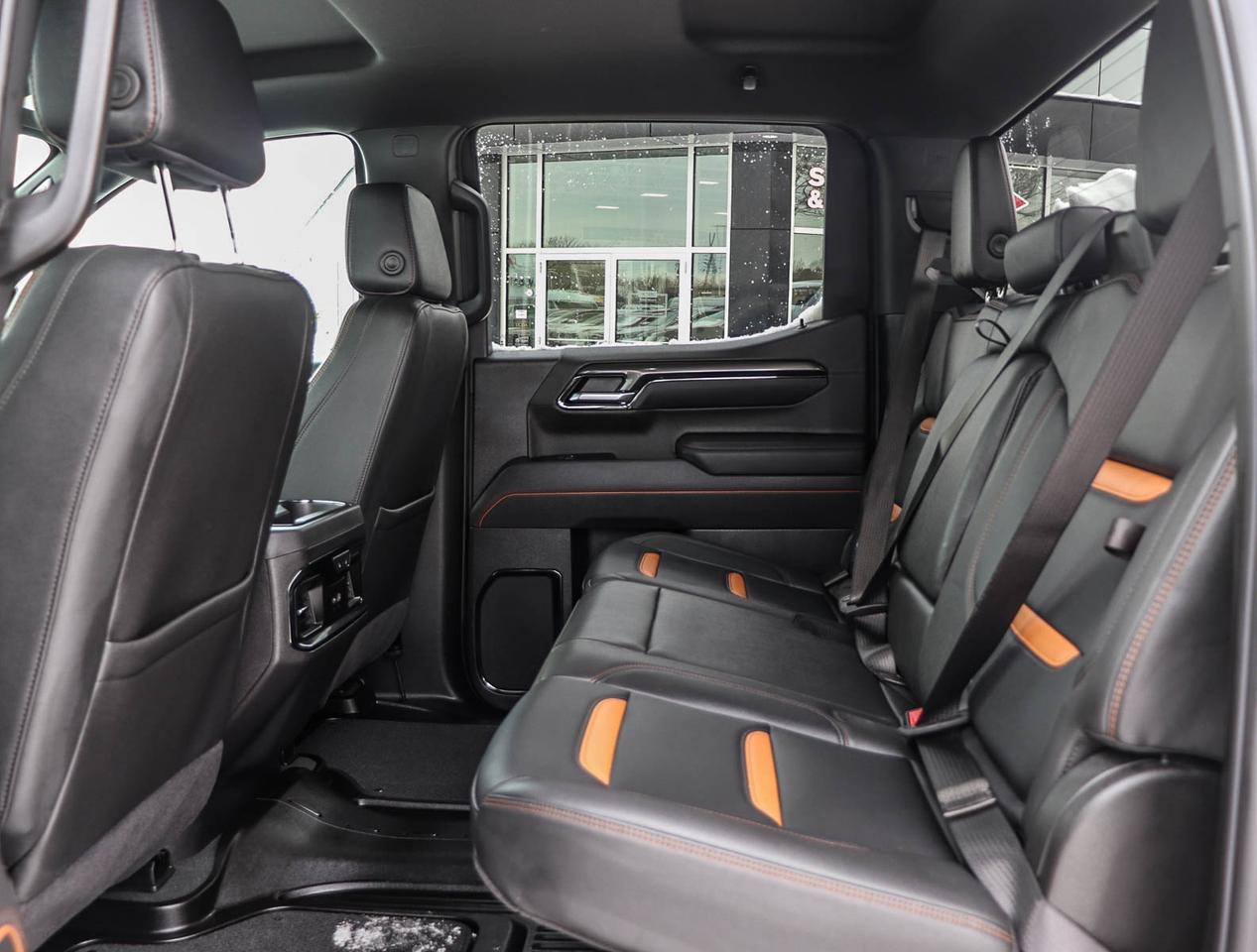 2025 GMC Sierra 1500 AT4 Photo