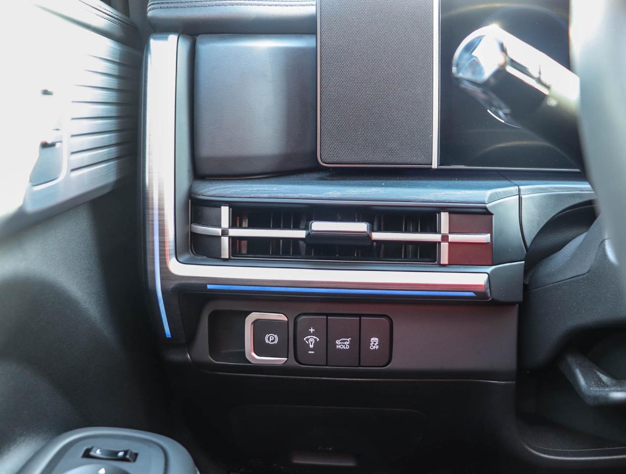 2024 Hyundai Santa Fe Luxury Photo