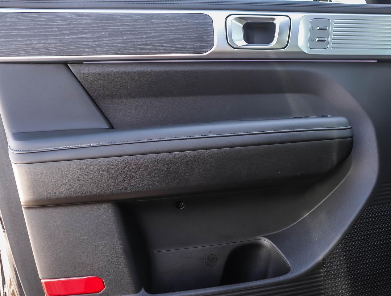2024 Hyundai Santa Fe Luxury Photo
