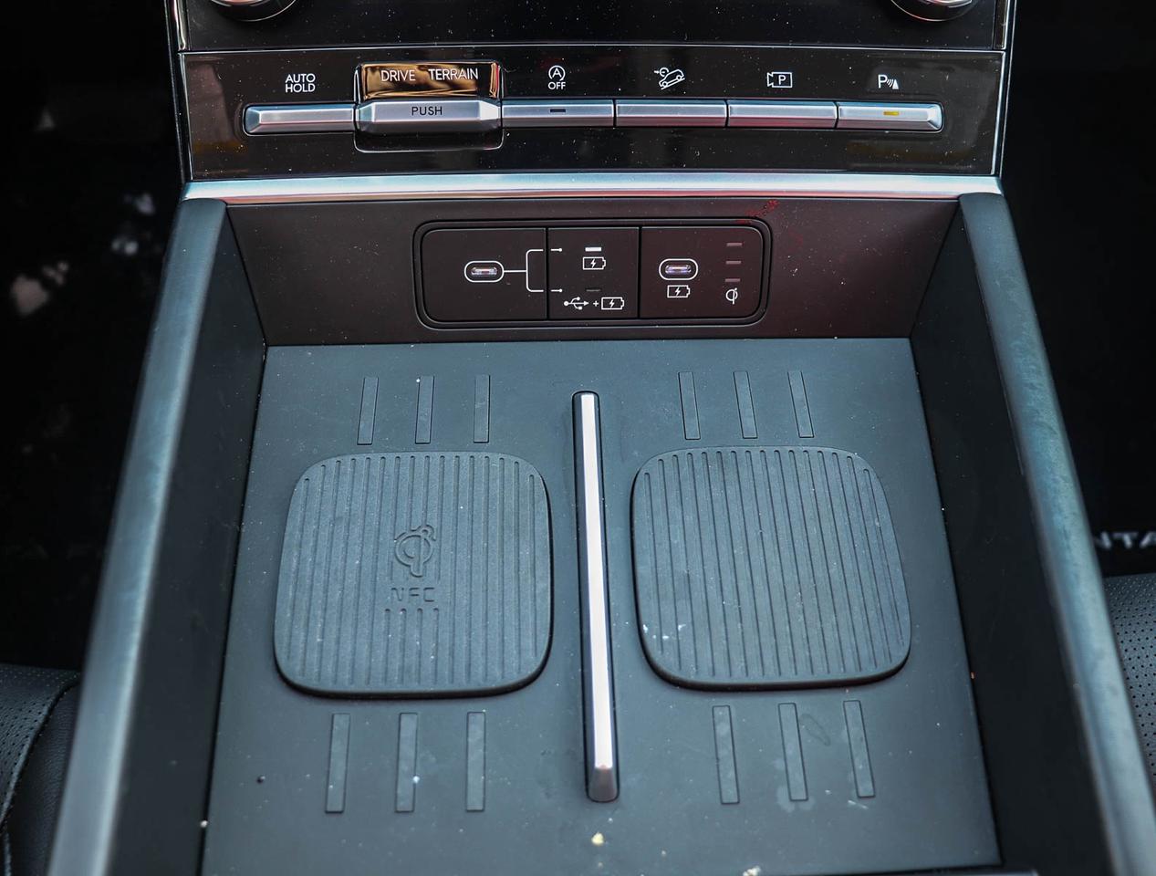 2024 Hyundai Santa Fe Luxury Photo