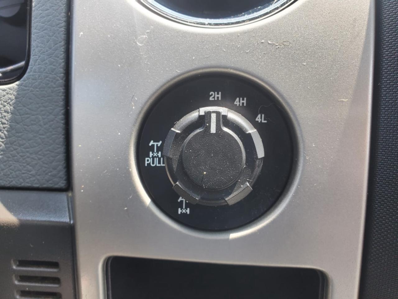 2013 Ford F-150 XLT SuperCrew 5.5-ft. Bed 4WD Photo