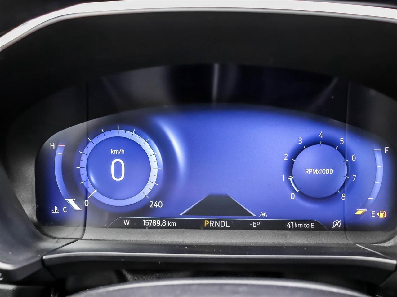 2022 Ford Escape Titanium Photo