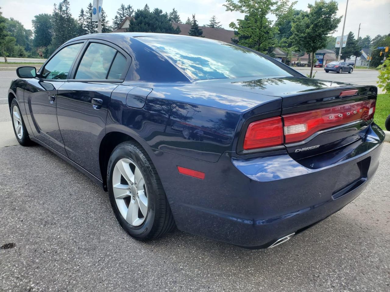 2014 Dodge Charger SXT Photo