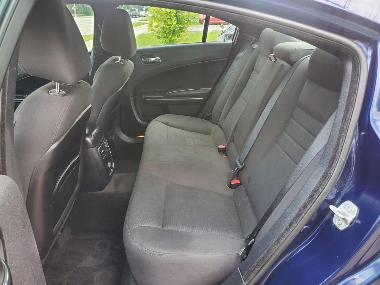 2014 Dodge Charger SXT Photo