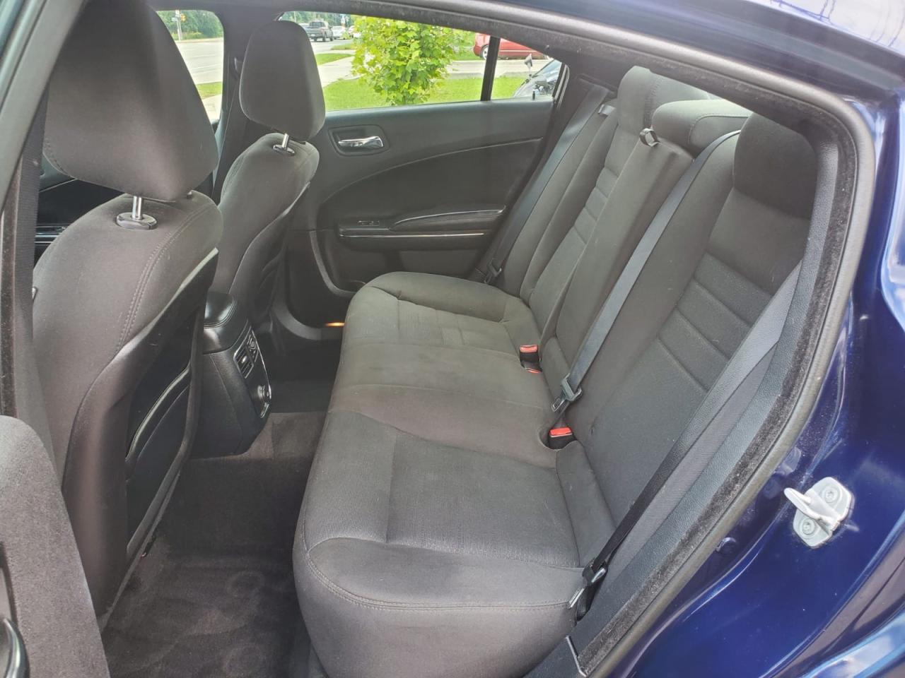 2014 Dodge Charger SXT Photo