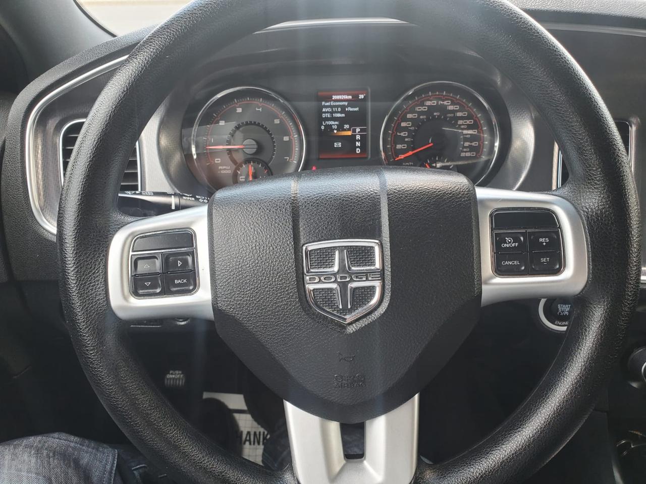 2014 Dodge Charger SXT Photo