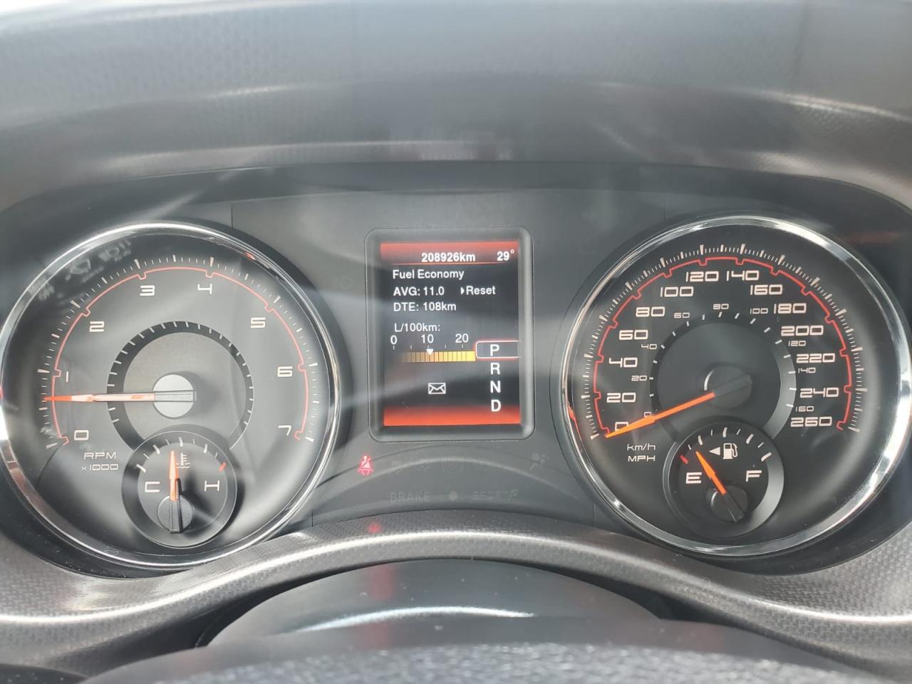 2014 Dodge Charger SXT Photo