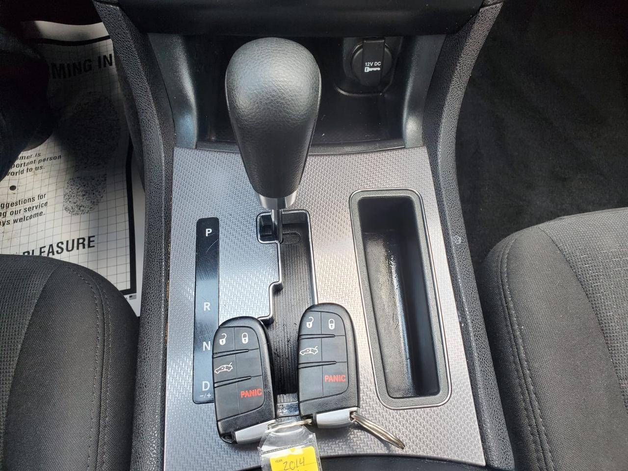 2014 Dodge Charger SXT Photo
