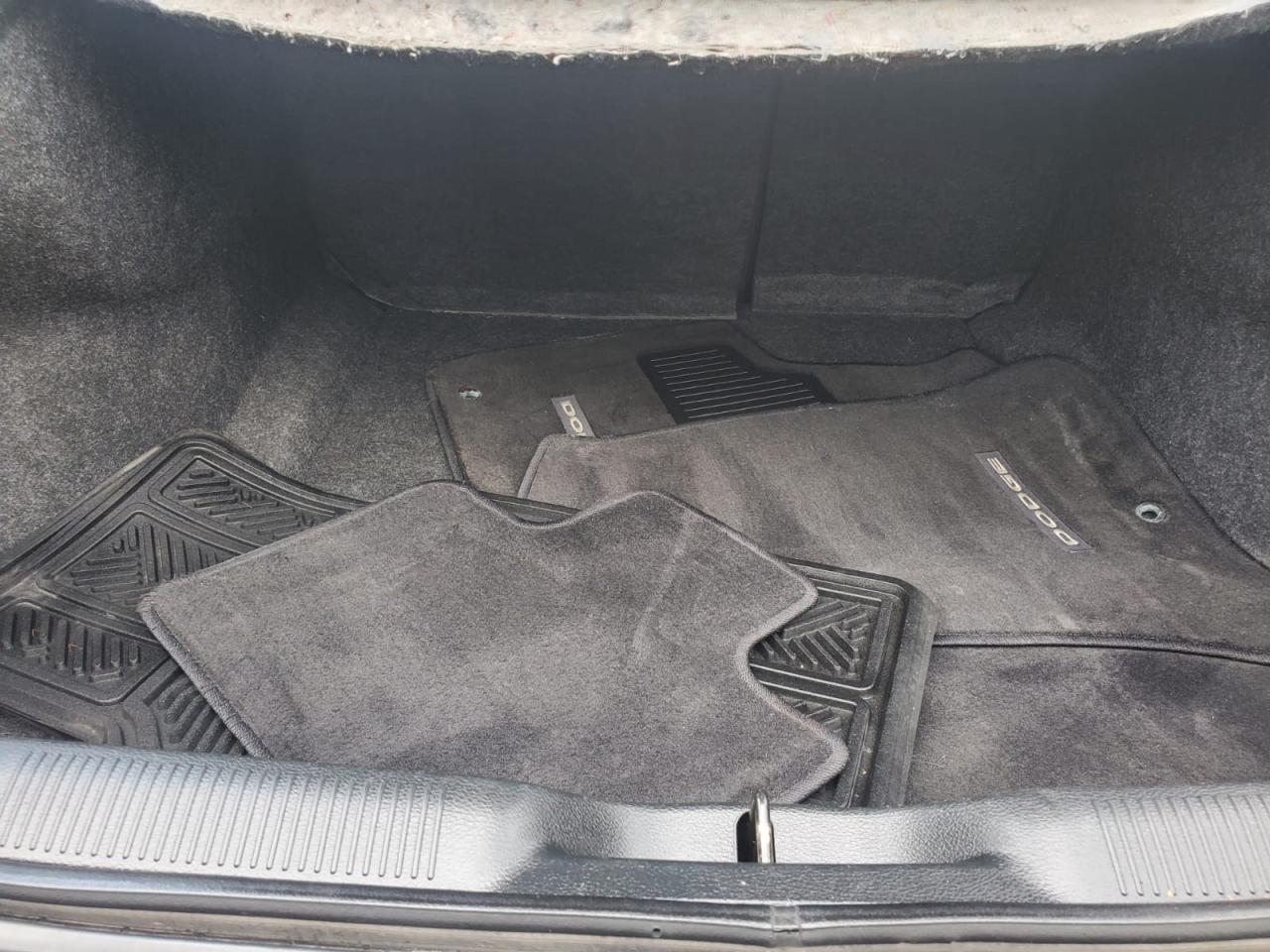 2014 Dodge Charger SXT Photo