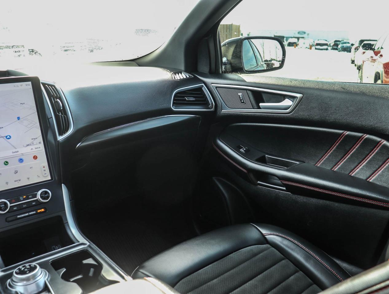 2023 Ford Edge SEL Photo