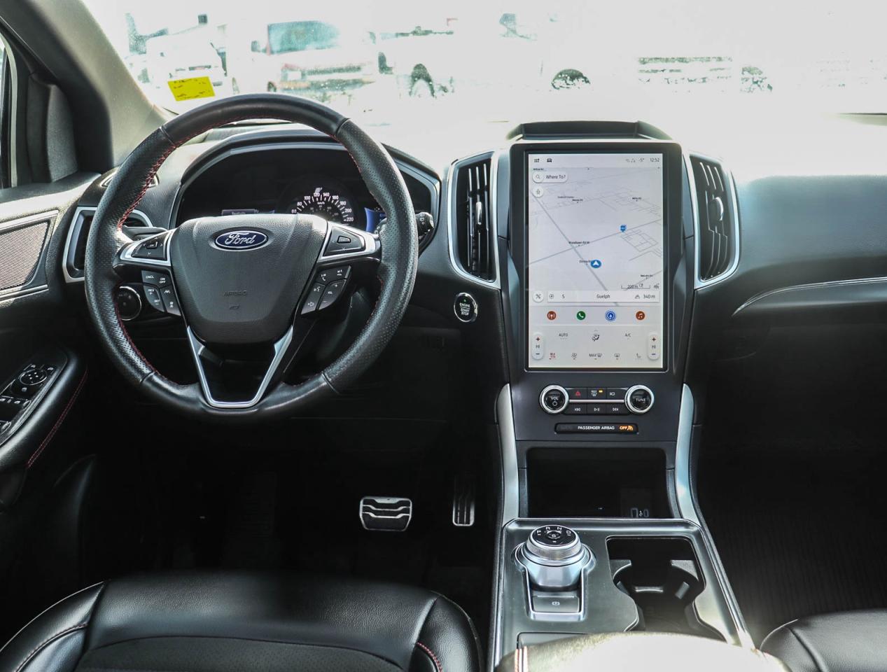 2023 Ford Edge SEL Photo