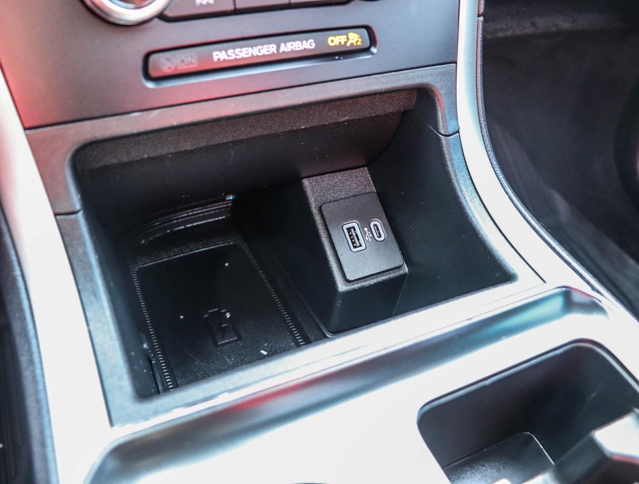 2023 Ford Edge SEL Photo