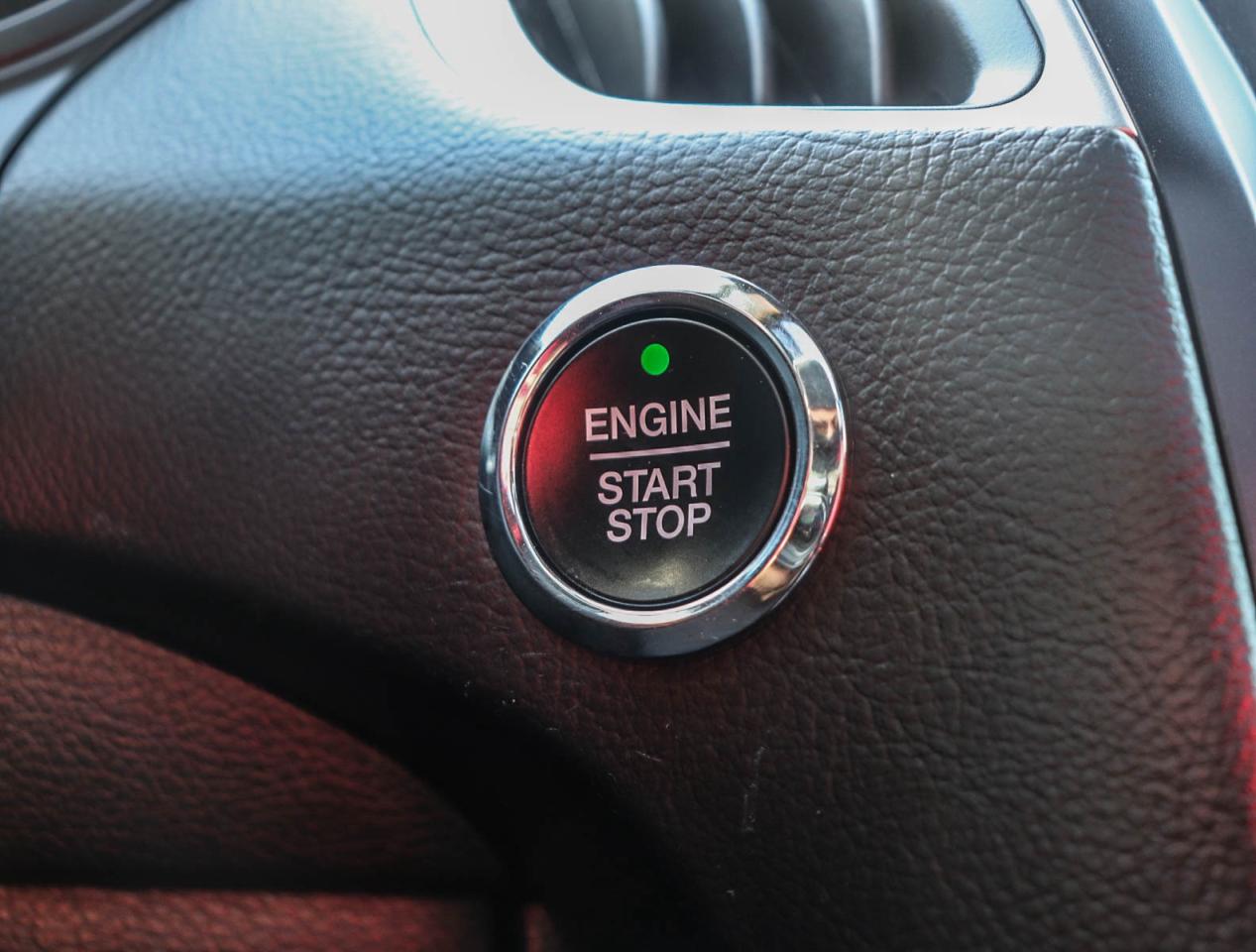 2023 Ford Edge SEL Photo