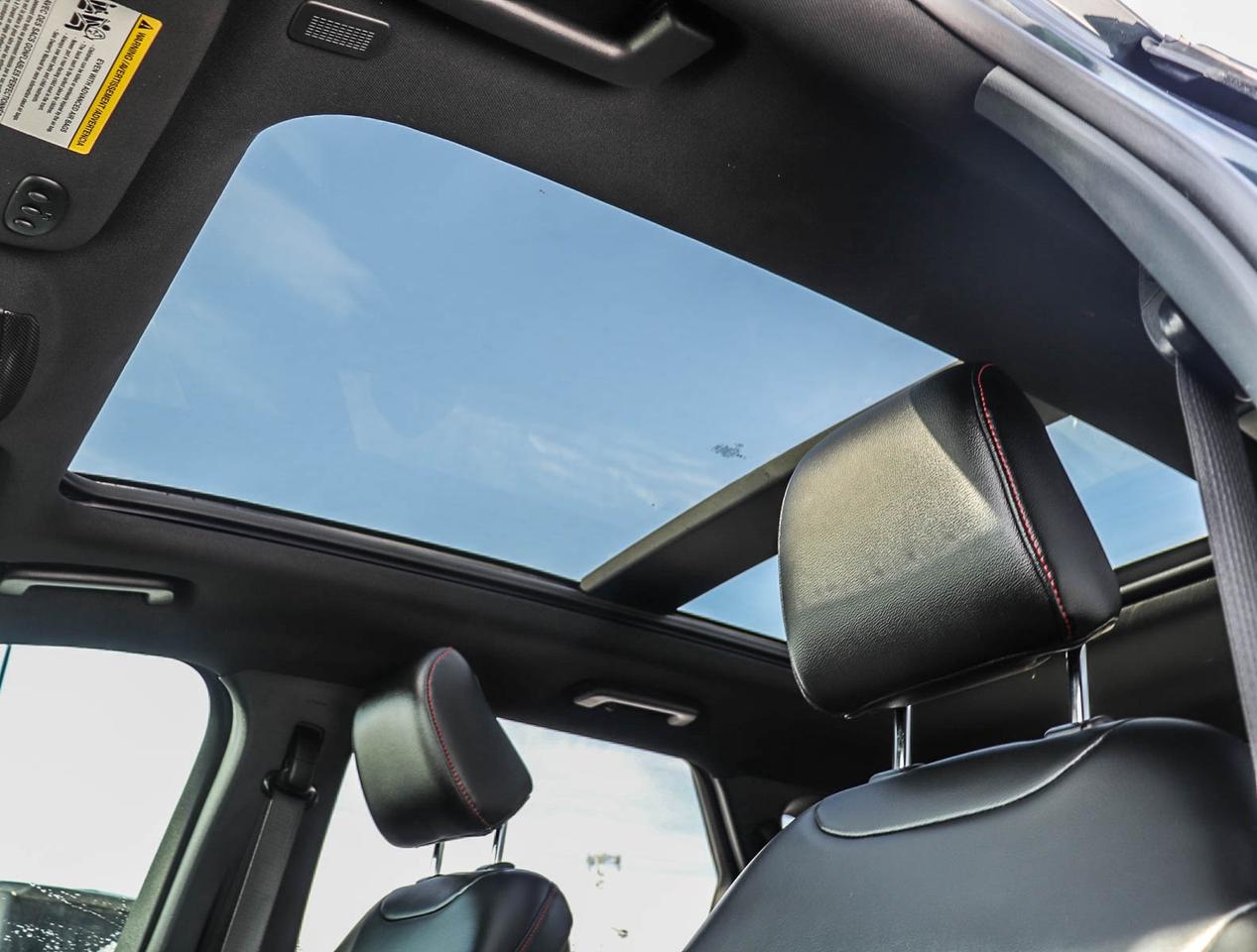 2023 Ford Edge SEL Photo