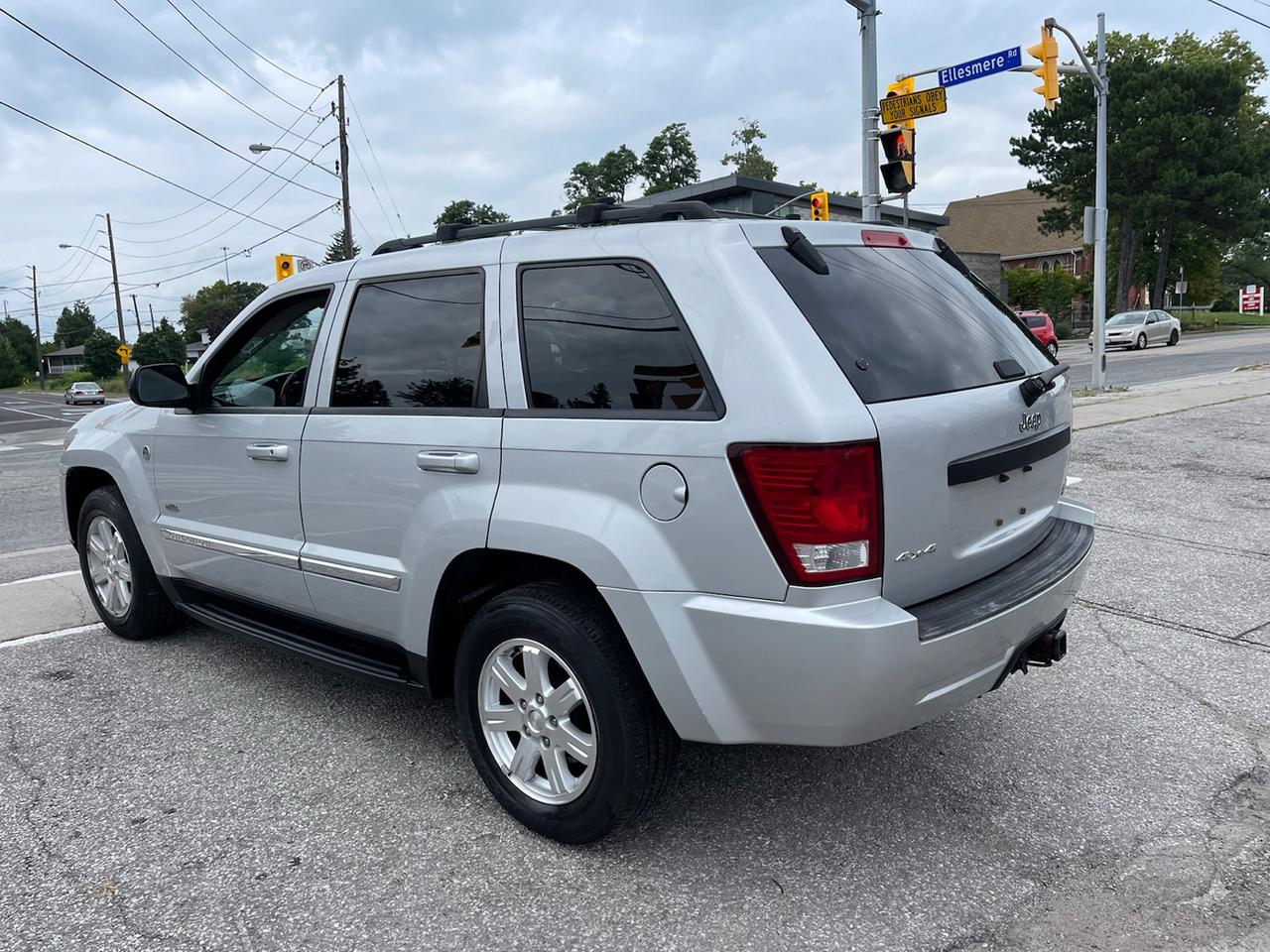 2008 Jeep Grand Cherokee LAREDO 4WD Photo4