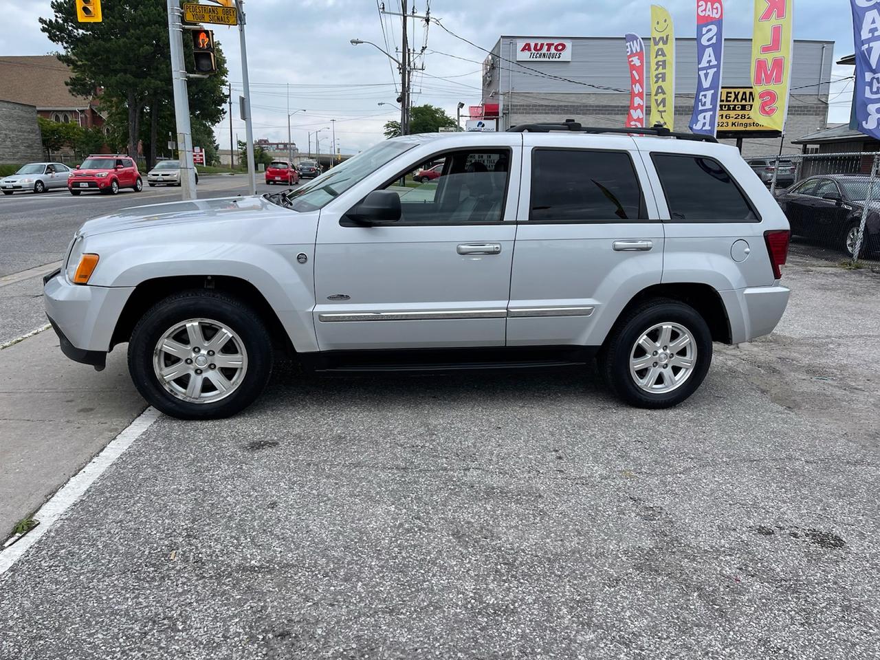 2008 Jeep Grand Cherokee LAREDO 4WD Photo
