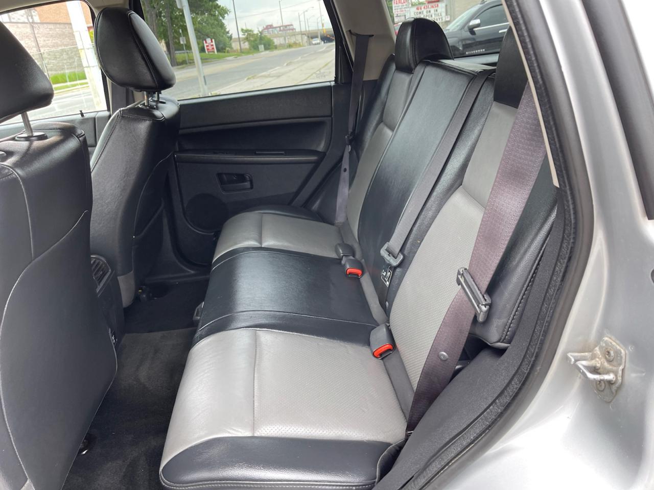 2008 Jeep Grand Cherokee LAREDO 4WD Photo