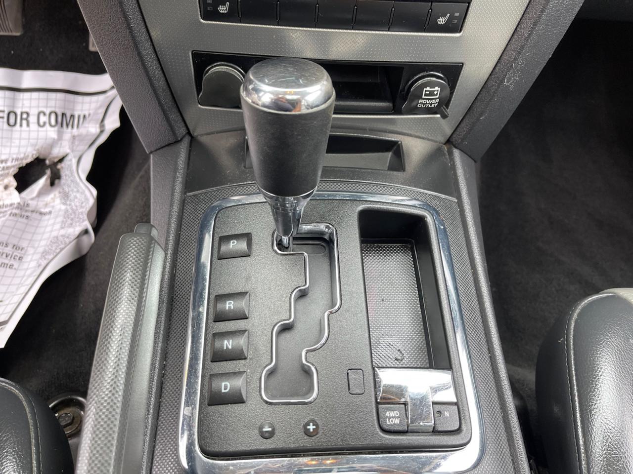 2008 Jeep Grand Cherokee LAREDO 4WD Photo