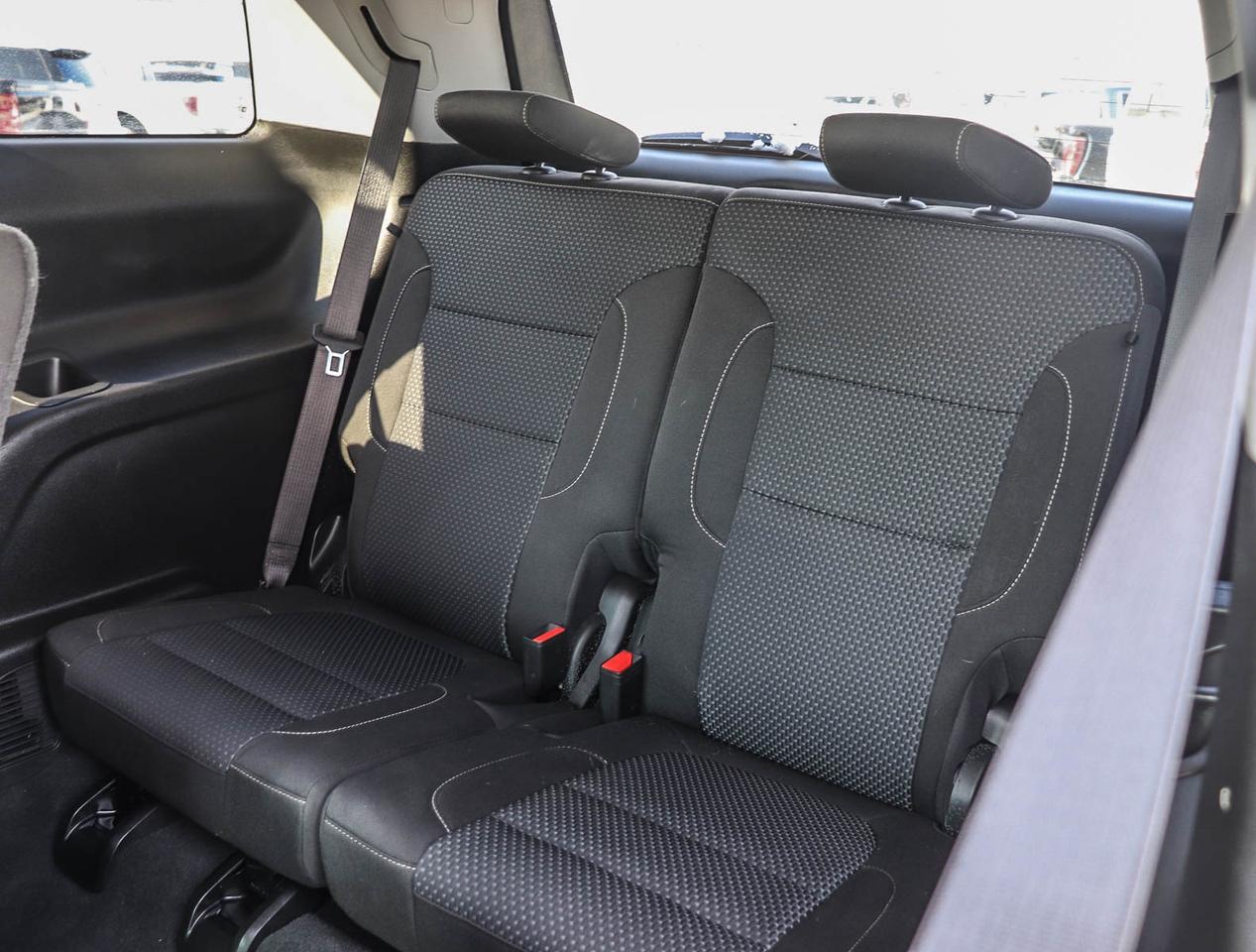 2023 GMC Acadia SLE Photo