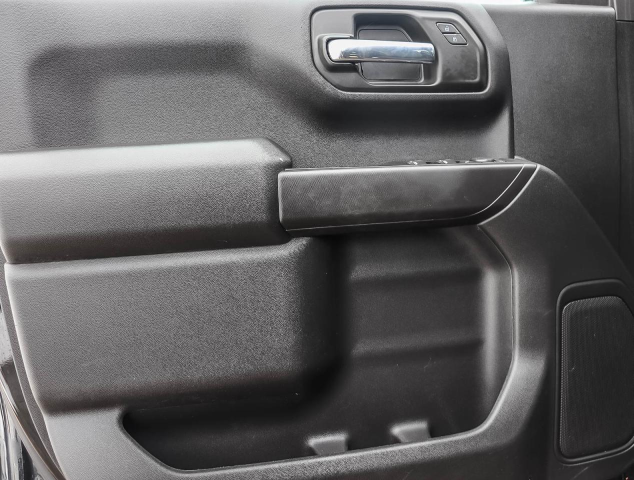 2023 GMC Sierra 1500 PRO Photo