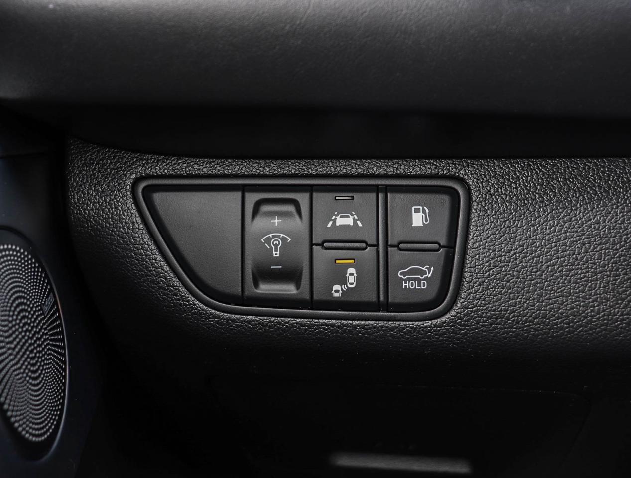 2020 Genesis G70 3.3T Sport Photo