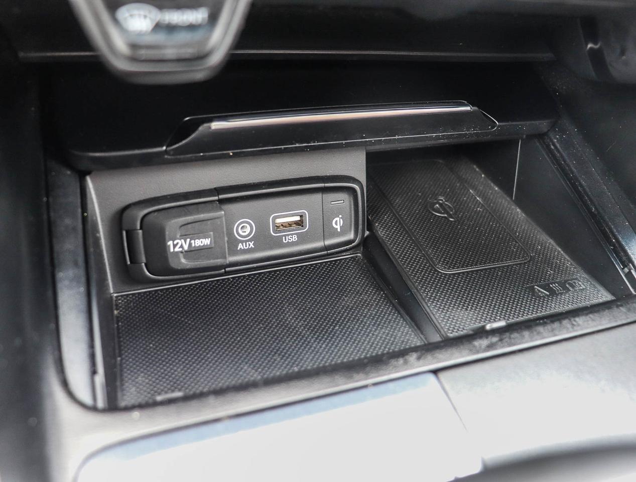 2020 Genesis G70 3.3T Sport Photo