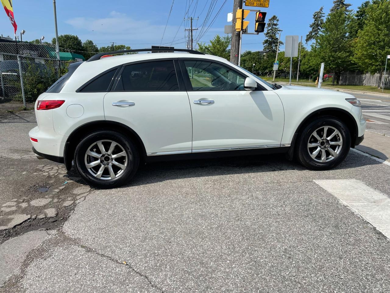 2007 Infiniti FX35 FX35 AWD Photo