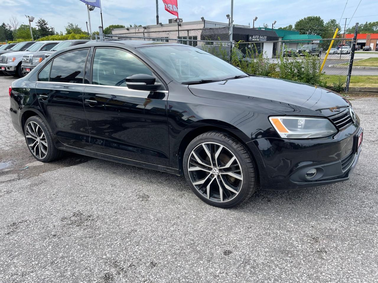 2011 Volkswagen Jetta SEL/HIGHLINE Photo