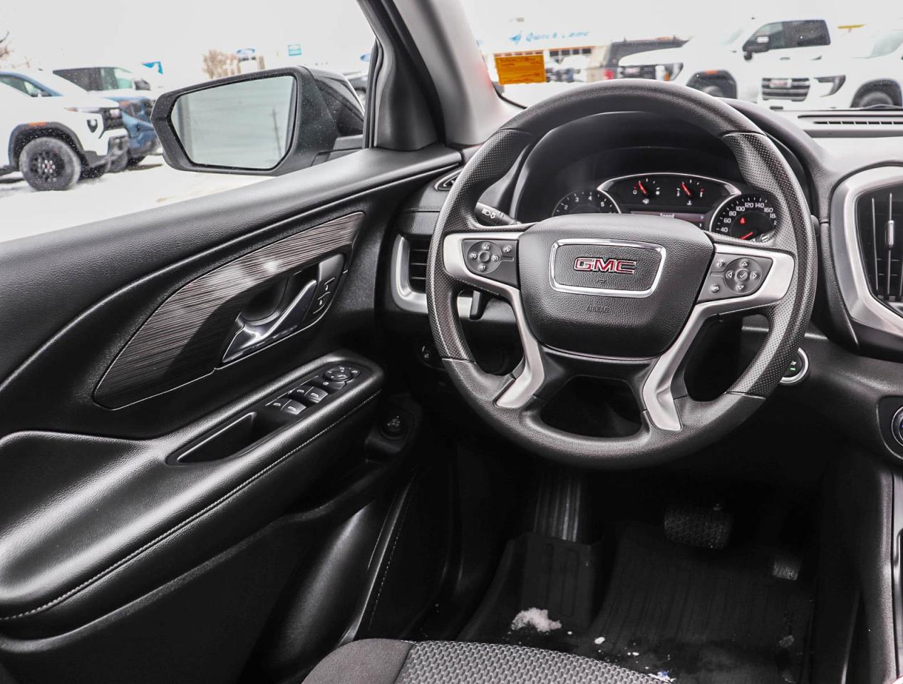 2024 GMC Terrain SLE Photo