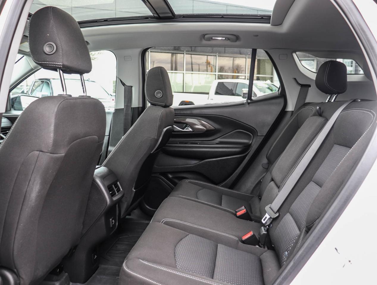 2024 GMC Terrain SLE Photo