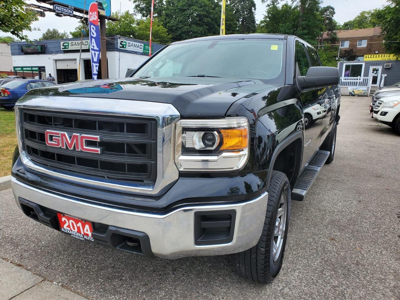 2014 GMC Sierra 1500 SLE Crew Cab 4WD Photo0
